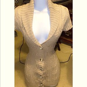 Size Small Tan Short Sleeve Sweater